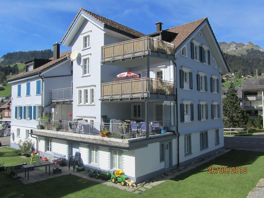 Dachwohnung Zentrum Unterwasser Exterior photo